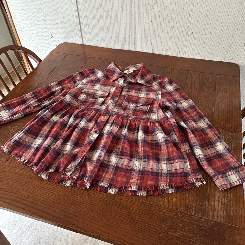 Entro Plaid Tunic Women’s M Button Up Country Shirt Fringed Hem Peplum